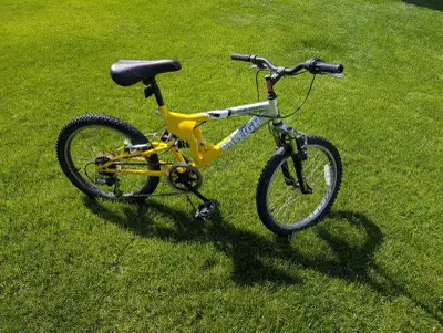 Raleigh Sensor Shimano Kids BMX/Mountain Bike. $75 OBO., View more