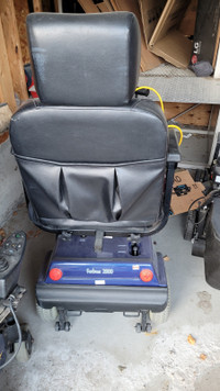 Power chair Fortress 2000