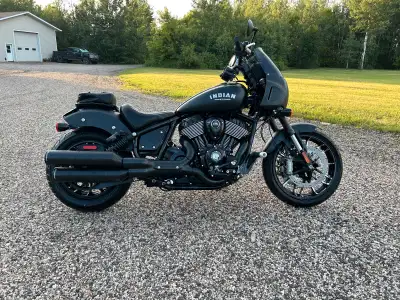 24’ Indian Sport Chief 116 thunder stroke 3000km Factory warranty until April 2026 Stock engine Slip...