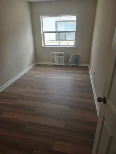 A room available for rent in a newly renovated 2 bedroom apartment close to Islington and Kipling in...