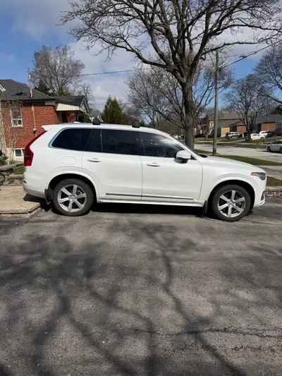 19” Volvo XC90 Winter Tire Kit 4 x Blizzak on 19” Volvo Rims. Used only 1 season. Retail price was $...