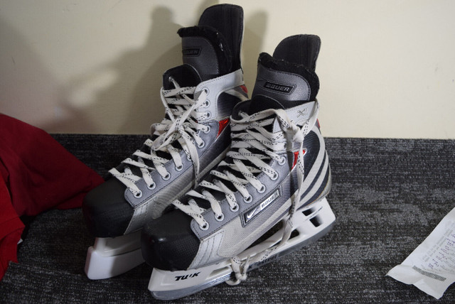 Nike Bauer Vapor XII Ice Skating Hockey Skates Mens US 11.5 dans Patins et patins à roulettes  à Ottawa