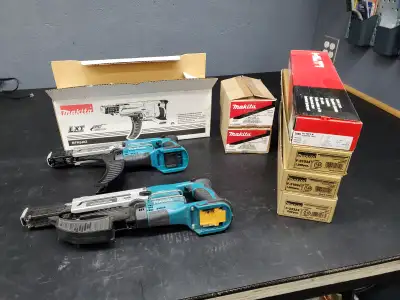 Includes: -BFR540Z 14V Collated (auto feed) screw gun, never used nearly perfect condition (see belo...