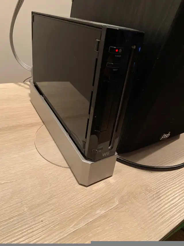 wii - complete with lots of games64695057788801120