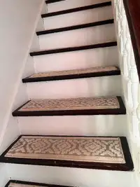Carpet stair treads for wooden steps