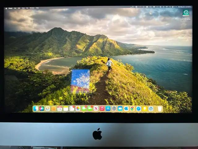 Retina 4K, 21.5 inch Apple iMac in Desktop Computers in Mississauga / Peel Region - Image 6