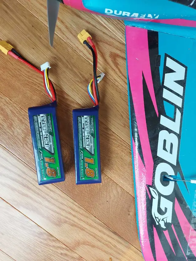 RC plane & two 4 cell LiPo batteries PNP in Hobbies & Crafts in Calgary - Image 5