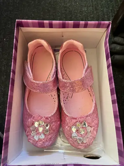 Girls Pediped Dress Shoes Size 30, View more
