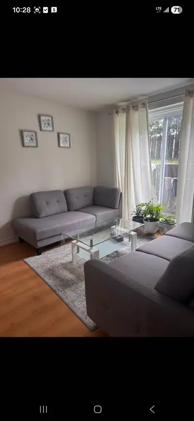 Chomedy, Laval Spacious and Bright 3 1/2 available for rent from October 1st,2026.Close to Tennis13,...