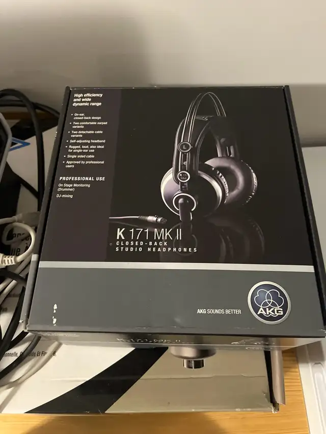 Full studio set with Apex 460 tube condenser mic and voxguard in Pro Audio & Recording Equipment in City of Toronto - Image 7