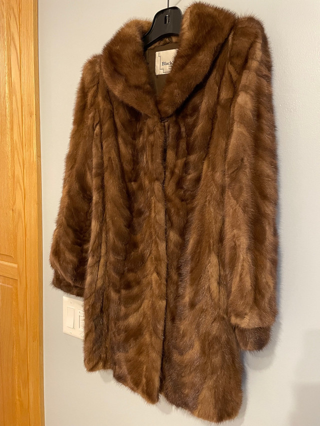 Mink Fur Mid-length Coat - Women’s size small in Women's - Tops & Outerwear in St. Albert - Image 2