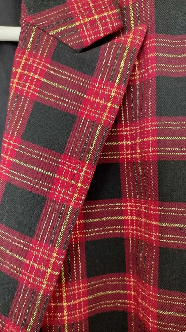 Dressy jacket in Women's - Tops & Outerwear in City of Halifax - Image 5