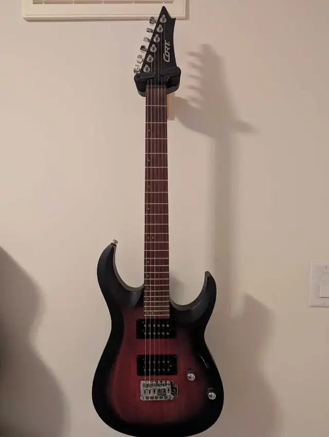 Electric guitar for sale in Guitars in Markham / York Region - Image 2
