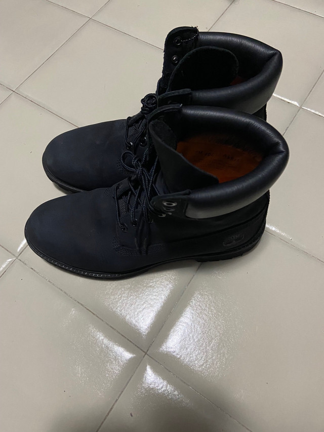 Timberland 6” Premium Men’s size 9 in Men's Shoes in Hamilton - Image 3