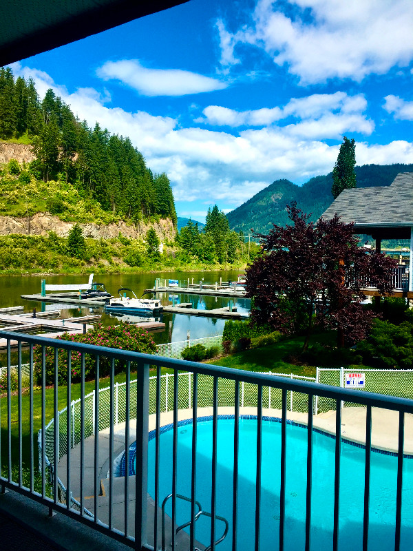 Waterfront Condo for rent in Sicamous, Boat Slip, Pool, Hot Tub in British Columbia