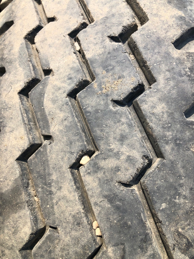 10 - 11:00 X 24.5 USED TRAILER TIRES! in Tires & Rims in Edmonton - Image 3