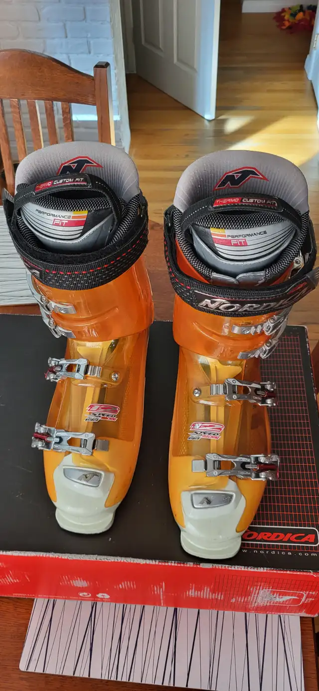 Nordica Speed Machine Ski Boots size 30.5 (Men's 12.5-13).  $200 in Ski in Calgary - Image 11