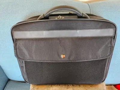 For Sale Targus Laptop Bag, View more
