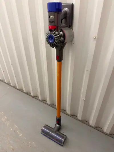 Selling Dyson V8 Animal Extra Cordless Stick Vacuum Powerful suction for deep cleaning carpets, upho...