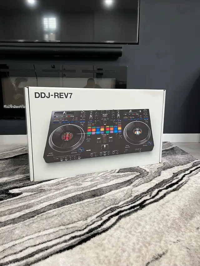 Pioneer DDJ-REV7 – BRAND NEW (Sealed) – Save $900+ in Performance & DJ Equipment in City of Toronto - Image 2