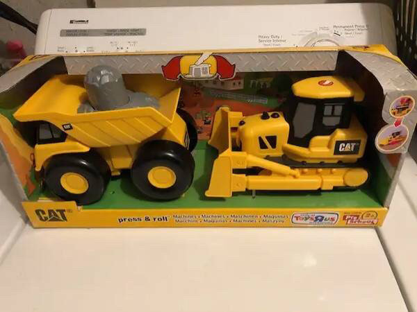 Toy bulldozer - CAT truck bulldozer Press & Roll $50, new in box in Toys & Games in Mississauga / Peel Region