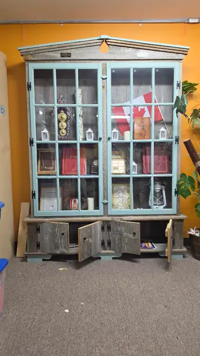 This is a charming, Barn Wood vintage cabinet, perfect for adding a touch of rustic elegance to your...