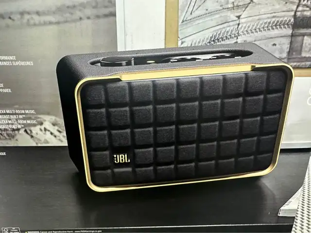 JBL Authentic 200 Wireless Multi-Room Speaker with Voice Control in Speakers in City of Toronto - Image 6