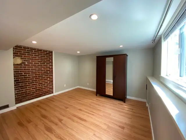 $1770 / 760sqft    Basement Suite for Rent (Hastings Sunrise)