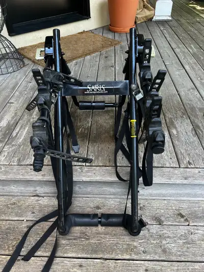Saris portable bike rack Rear mount as required Holds up to 3 bikes For car with trunk and bumper wo...