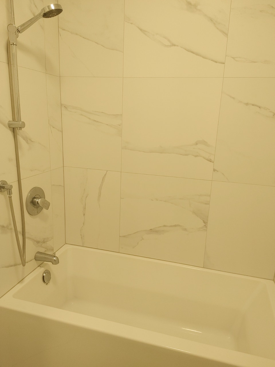 Lease Transfer/Cession de Bail/ New Build 3½ near Métro Préfonta 4