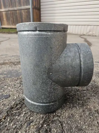 I'm offering a used 6x6x6 inch HVAC vent connector, perfect for home, industrial, heating, and venti...