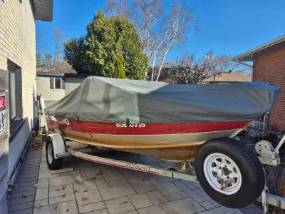 Fishing machine! This boat has caught more fish than you! :) Selling my dad's original 1995 aluminum...