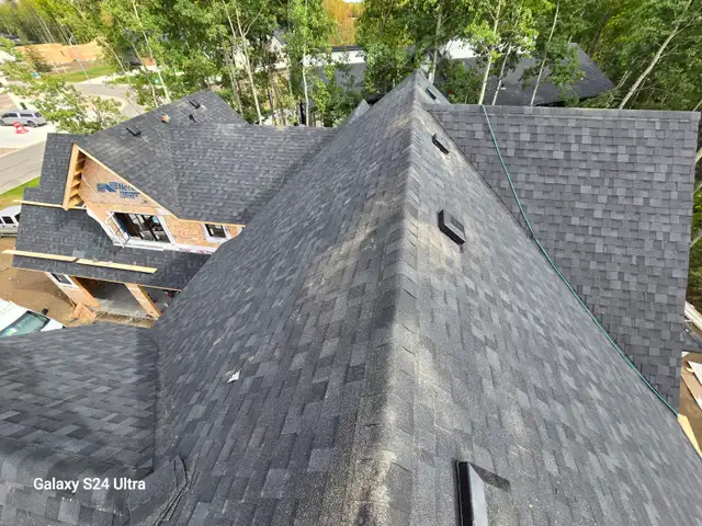 Roofing440611806233896965