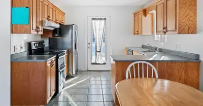 Lovely 3 BED @ $1,800