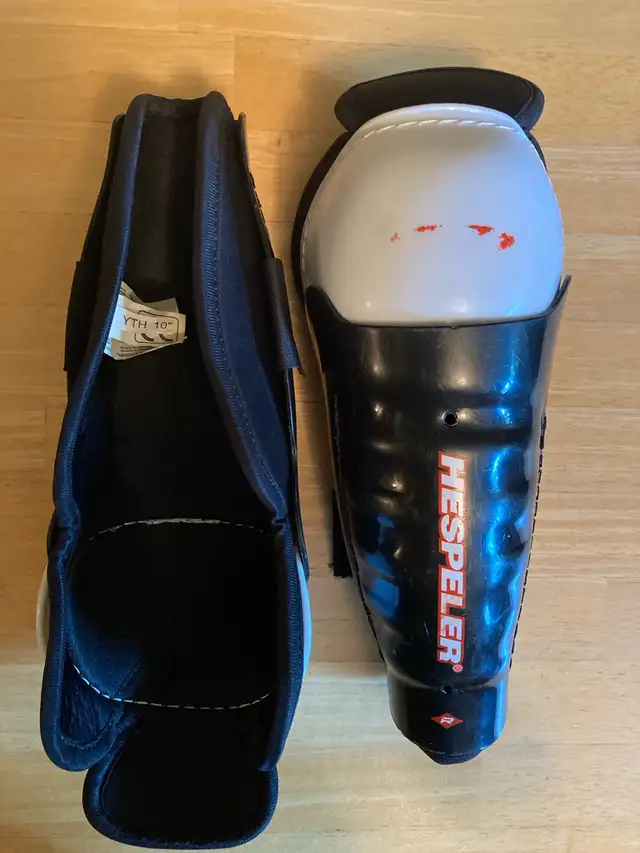 Hockey Stick and Equipment  in Hockey in Winnipeg - Image 4