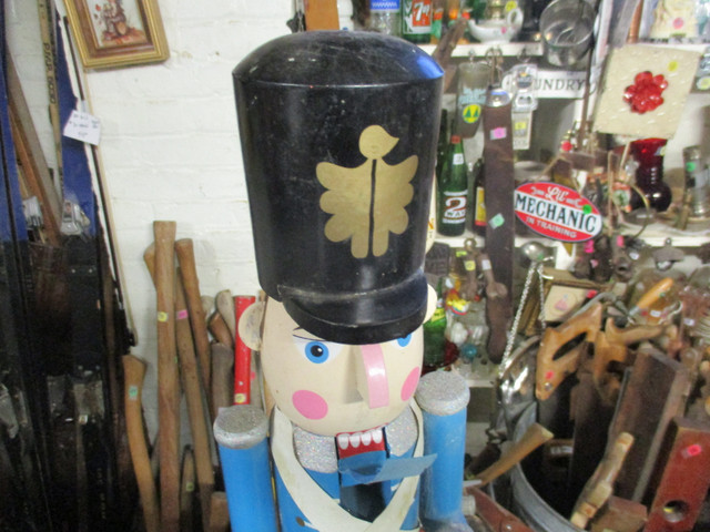 1970s TALL NUTCRACKER WOOD FIGURE $30. VINTAGE XMAS CHRISTMAS in Holiday, Event & Seasonal in Winnipeg - Image 2