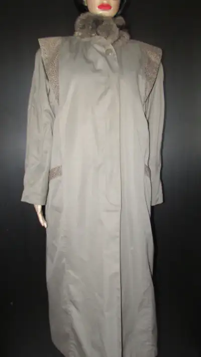 TRENCH COAT GRIS/ FOURRURE D'OPOSSUM PELISSE AMOVIBLE XLBUSTE 46, View more