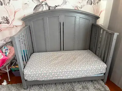 Baby crib/day bed, View more