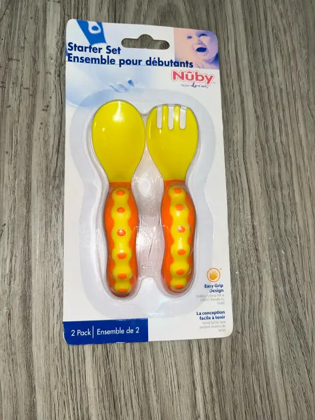 Nuby starter set kids baby fork and spoon bébés in Multi-item in City of Montréal - Image 2