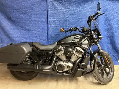 2022 Harley Davidson - RH 975 Nightster. Only 1776 km, very clean and in great shape. well maintaine...