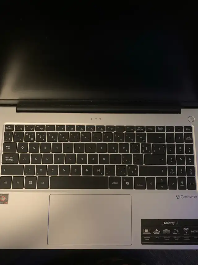 Gateway 15 Laptop64639724424065121