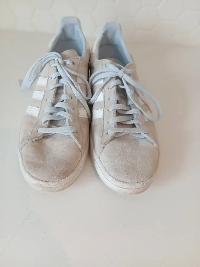 Adidas Campus Shoe Men Size 8 in Men's Shoes in Calgary - Image 5