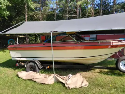 Selling my 1988 Grew SS205 bow rider, a 20.5-foot Canadian-built boat known for its solid constructi...
