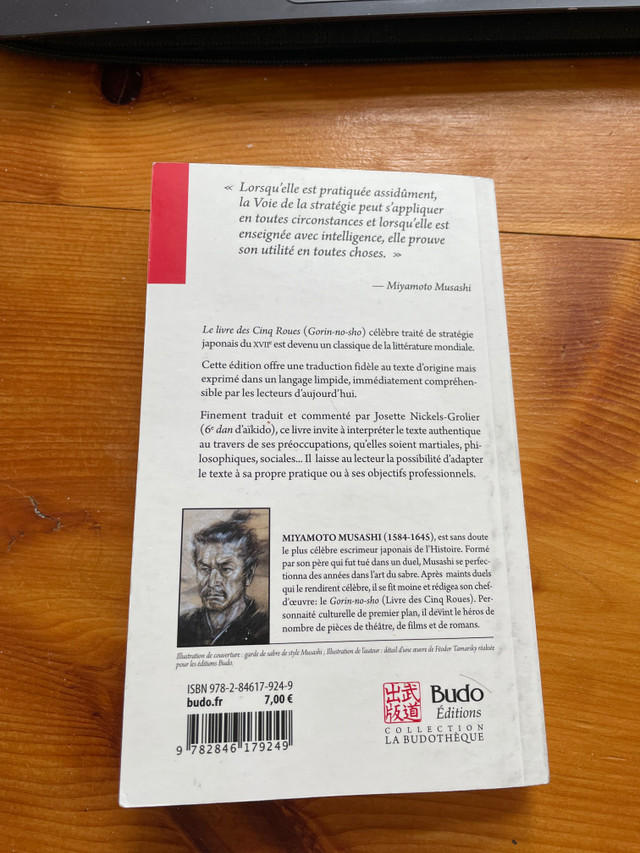 LE LIVRE DES CINQ ROUES DE MIYAMOTO MUSHASHI dans Essais et biographies  à Ville de Québec - Image 2