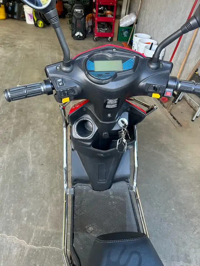 2021 EMMO HORNET E-BIKE in Scooters & Pocket Bikes in Mississauga / Peel Region - Image 6