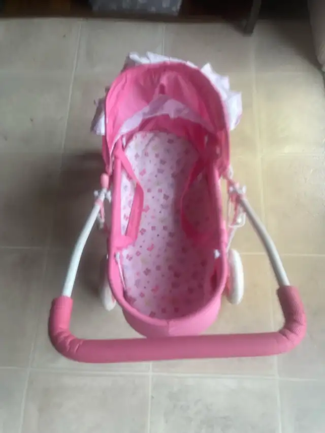 Kids Toy Stroller / Bassinet Combo in Toys in City of Toronto - Image 3