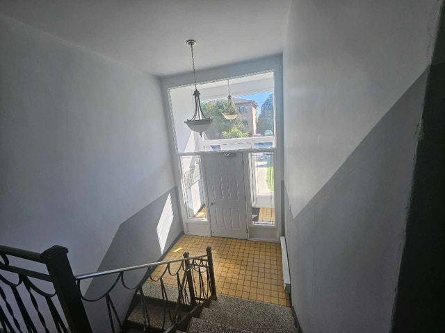 5.1/2 laval — photo 3