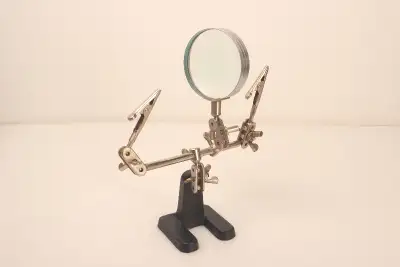 Product multiple: 5 times Material: metal + glass lens Color: Silver Feature： This practical tool is...