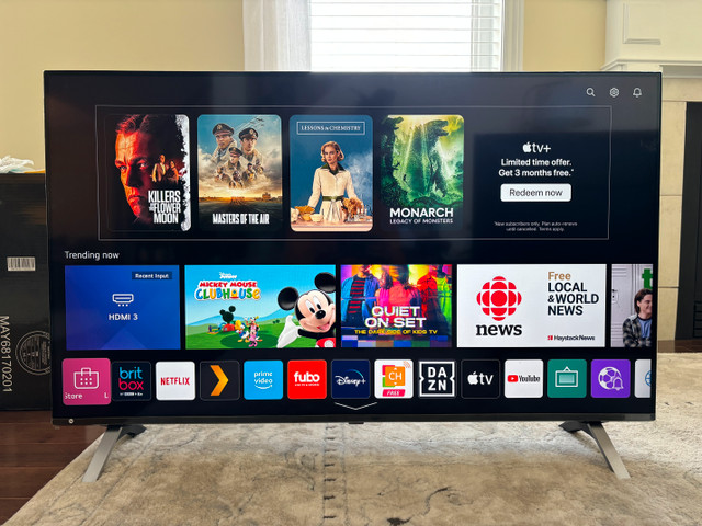 LG 49inch 4k 120hz TV. Perfect for Gaming Consoles in TVs in Markham / York Region