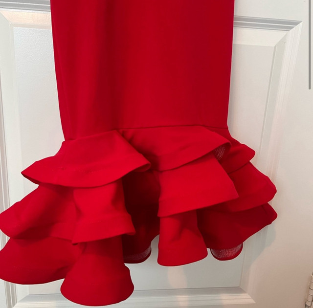Formal Red Dress in Women's - Dresses & Skirts in Mississauga / Peel Region - Image 3